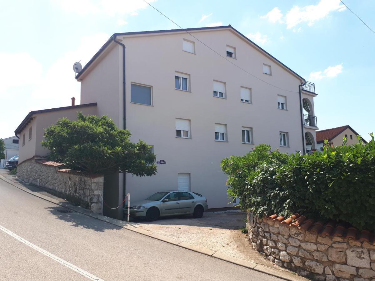 Apartmani Mojca Selce Luaran gambar